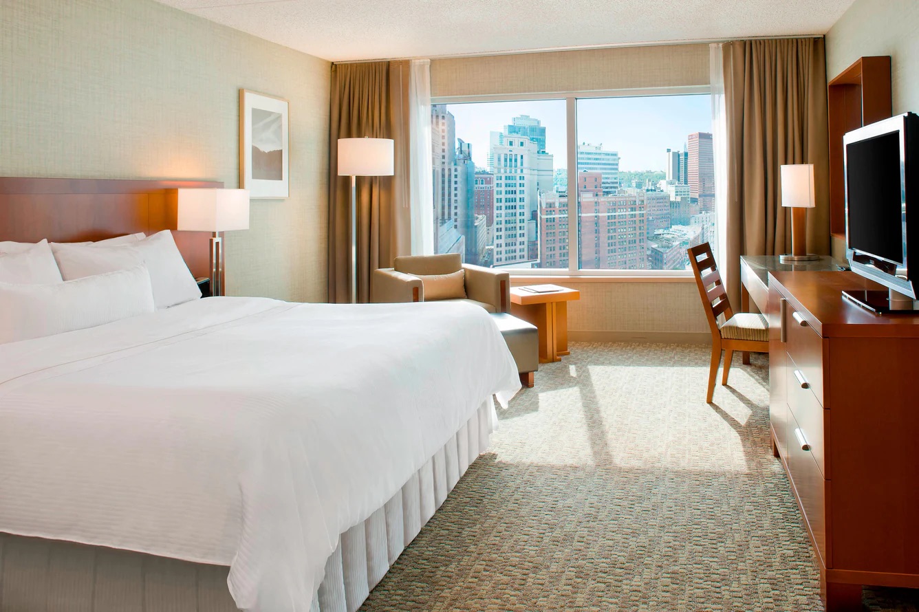 Westin Pittsburgh guest room